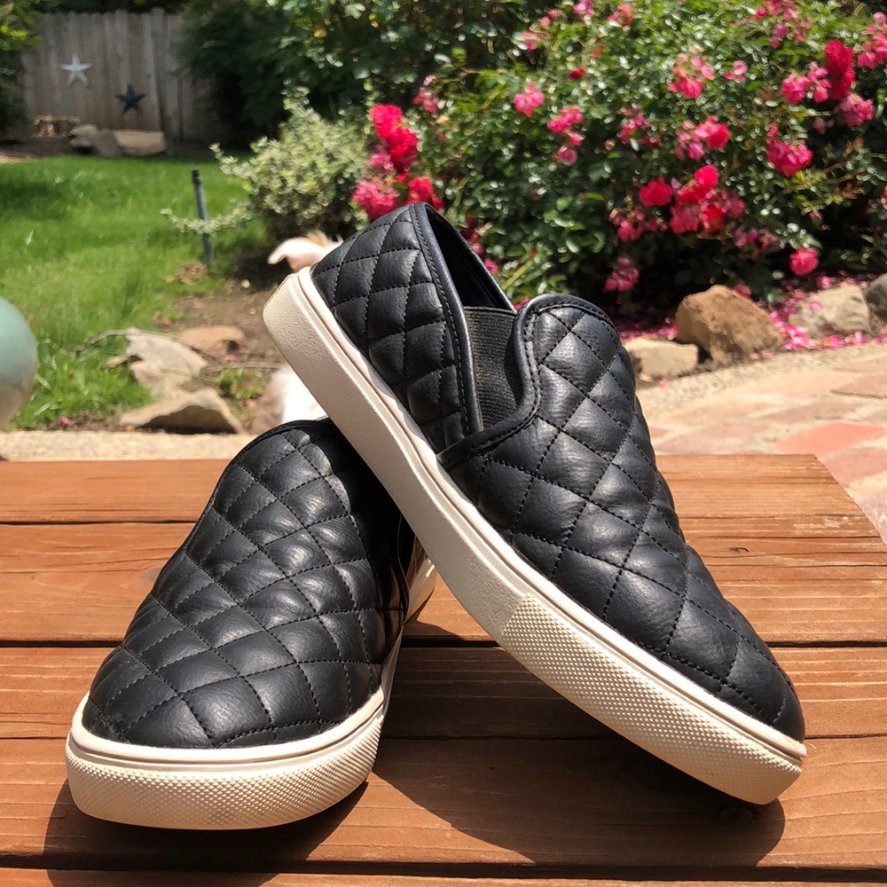 Steve Madden Slip-Ons